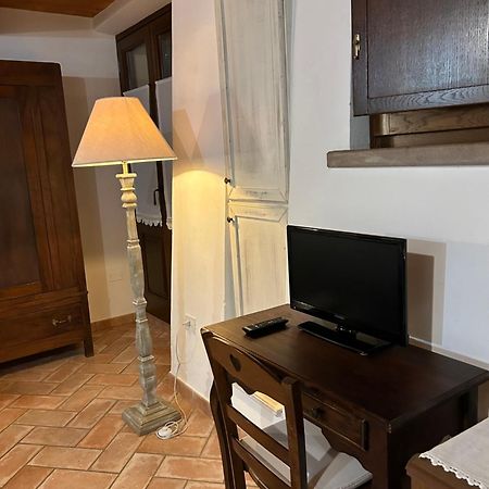 Al Castello Hotel Tavullia Kültér fotó