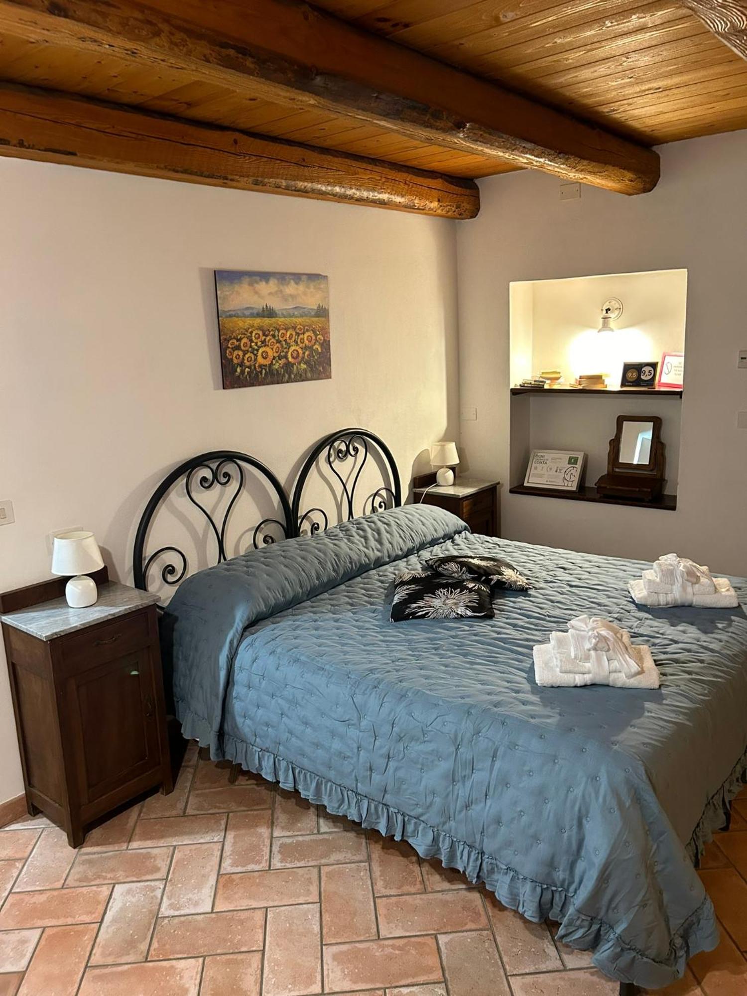 Al Castello Hotel Tavullia Kültér fotó